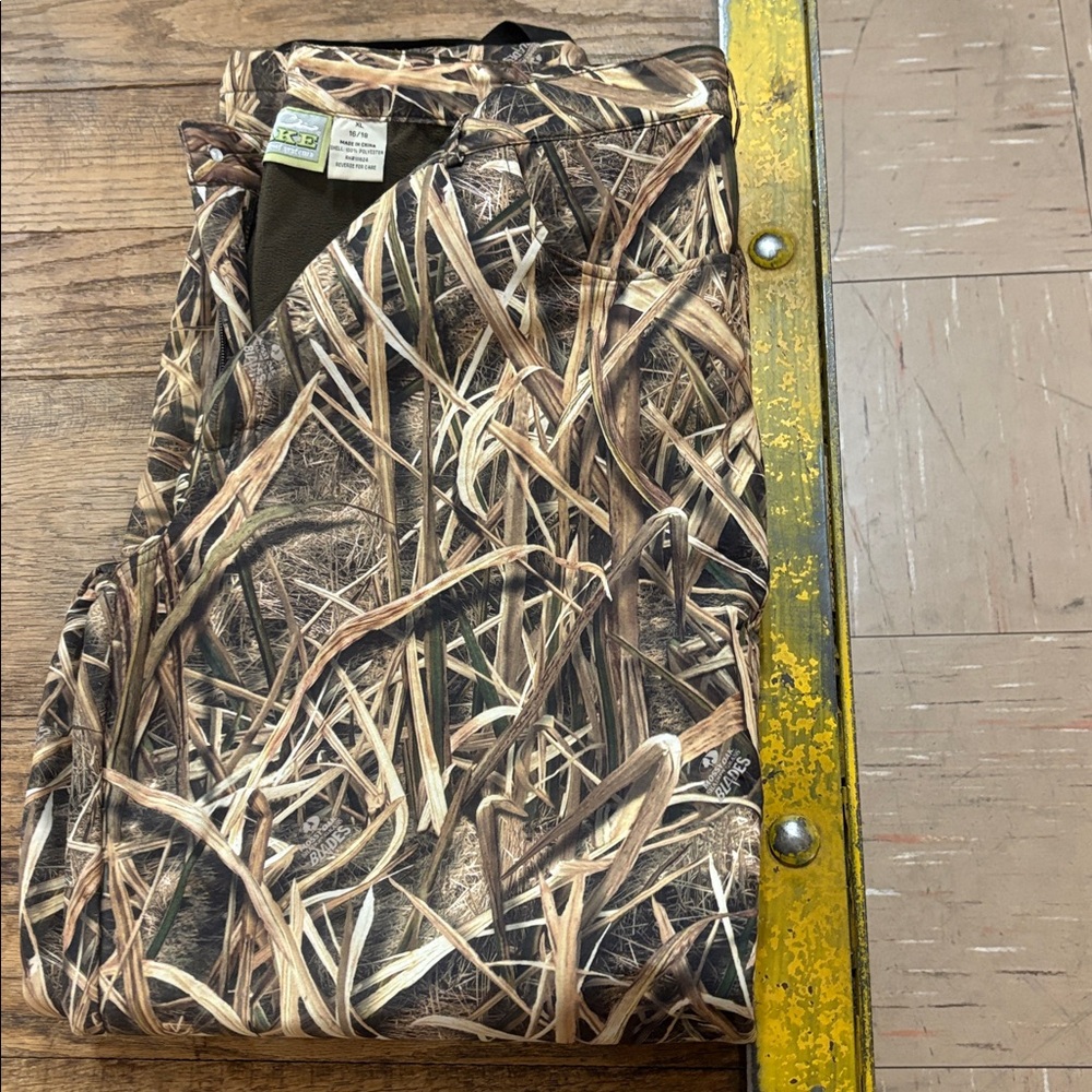 Lady Drake wader pants. Fleece inside